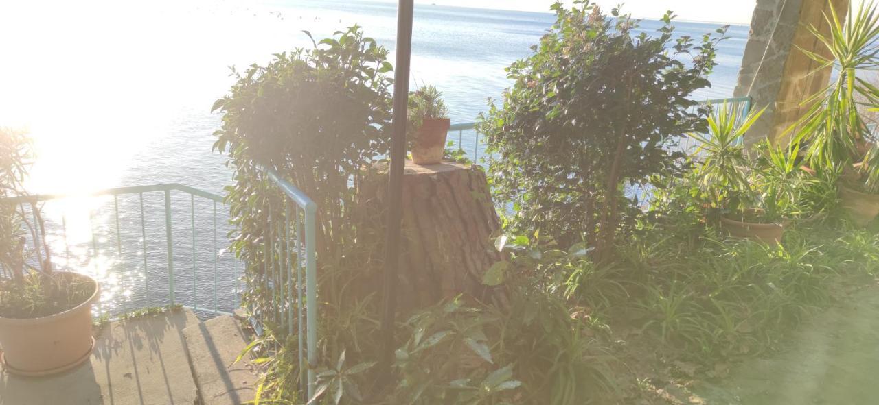 Locazione Turistica Sul Mare Strada Costiera 244, Trieste サンタ・クローチェ・マーレ エクステリア 写真