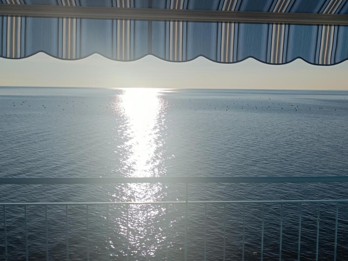 Locazione Turistica Sul Mare Strada Costiera 244, Trieste サンタ・クローチェ・マーレ エクステリア 写真